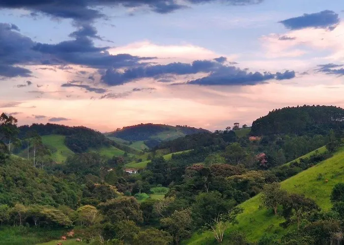Hotel que aceita animais de estimação: Chalé do Lago super Luxo